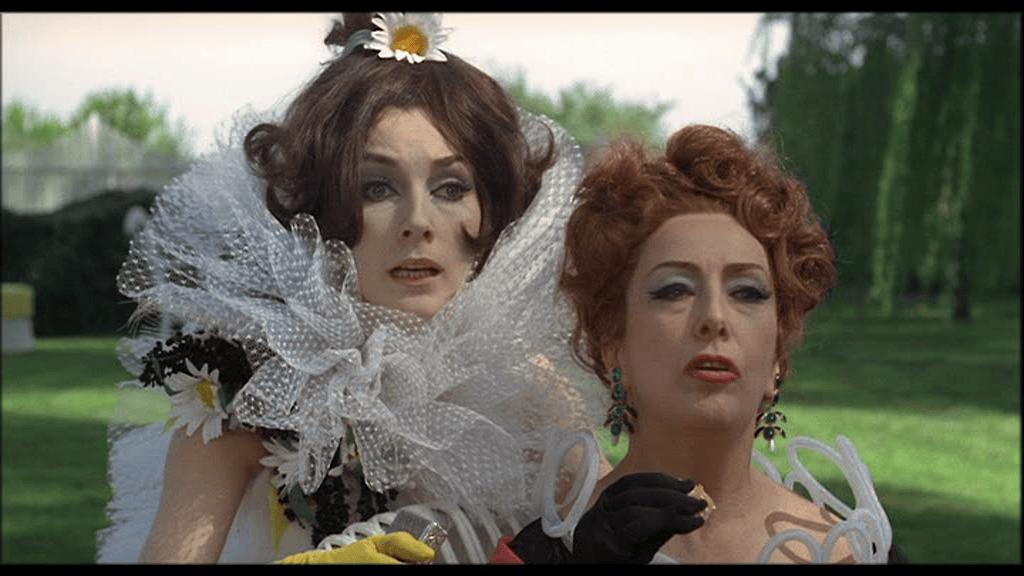 fellinis juliet of the spirits fashion